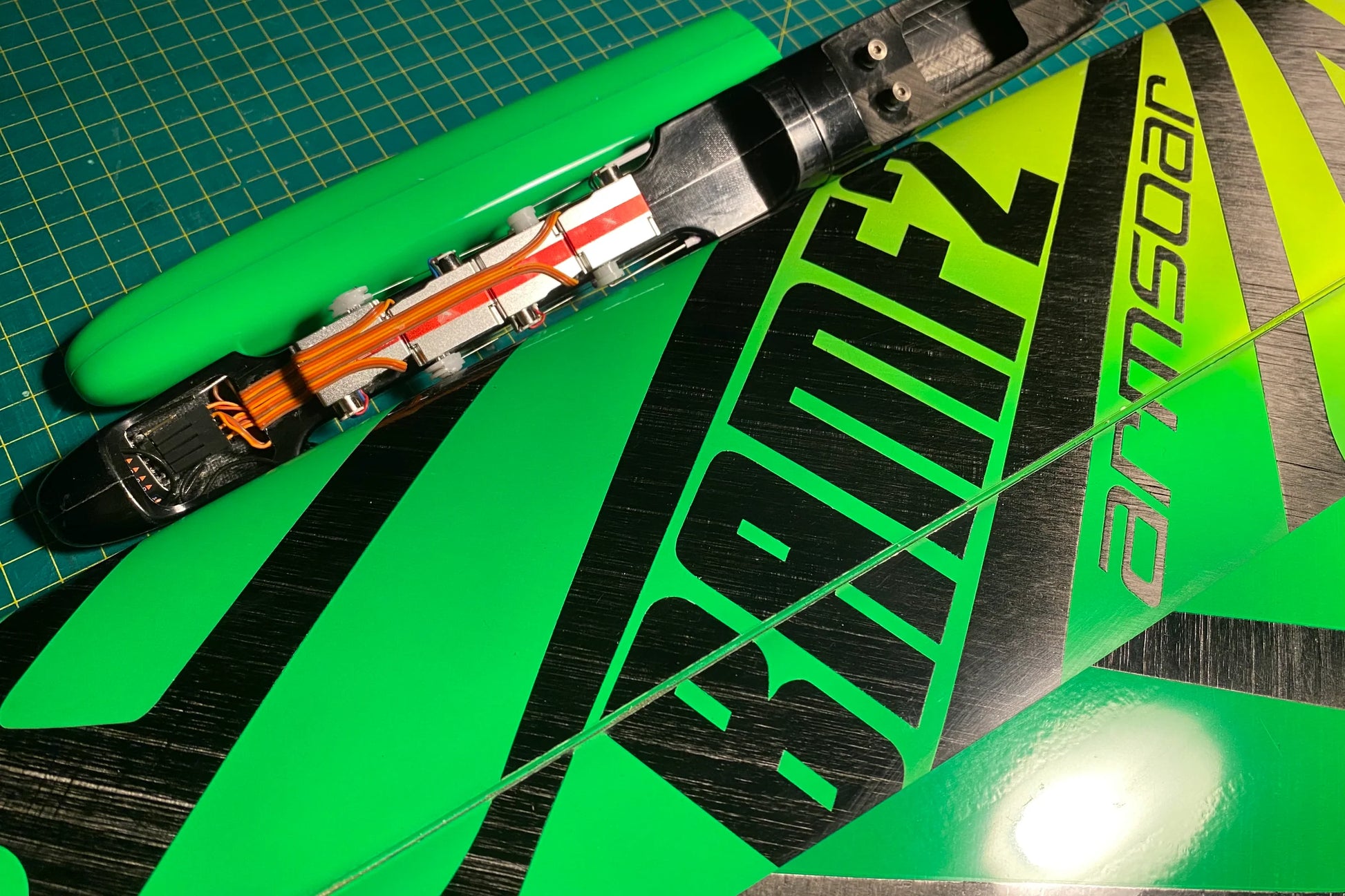 Bamf 2 1.5m two-piece wing DLG